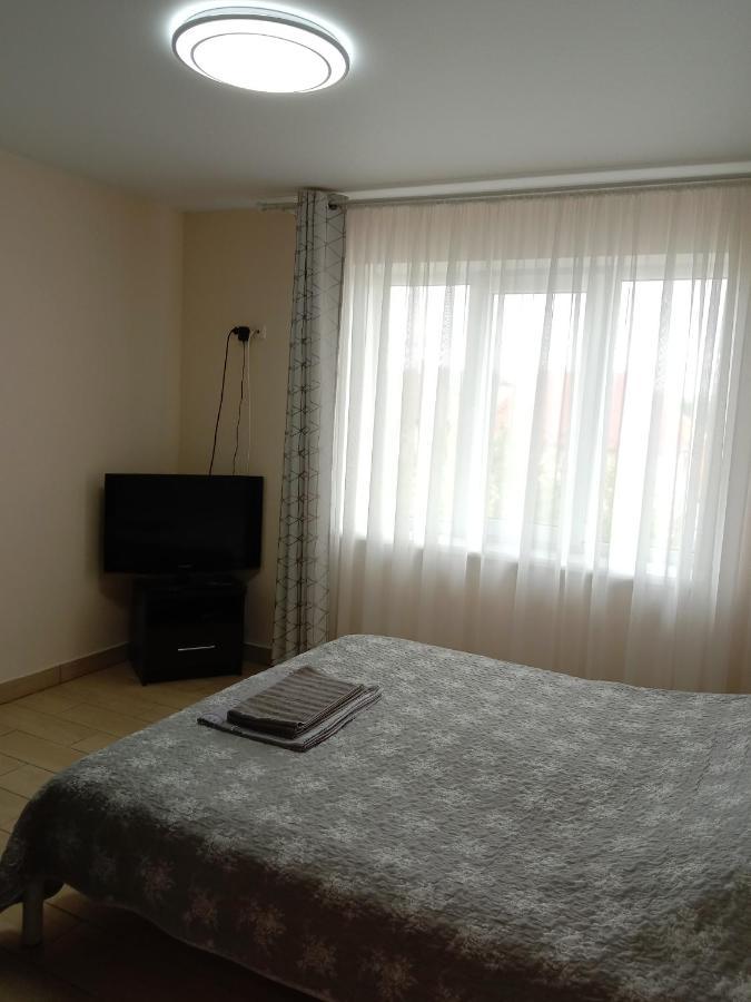 105 Apartment Khmelʼnytsʼkyy Bagian luar foto